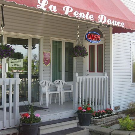 Motel de la Pente Douce Magog Exterior foto