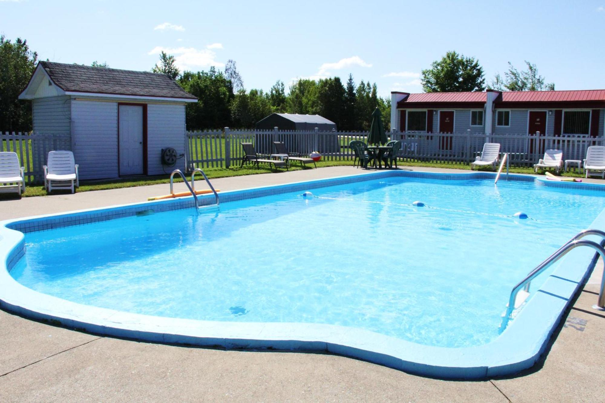 Motel de la Pente Douce Magog Exterior foto